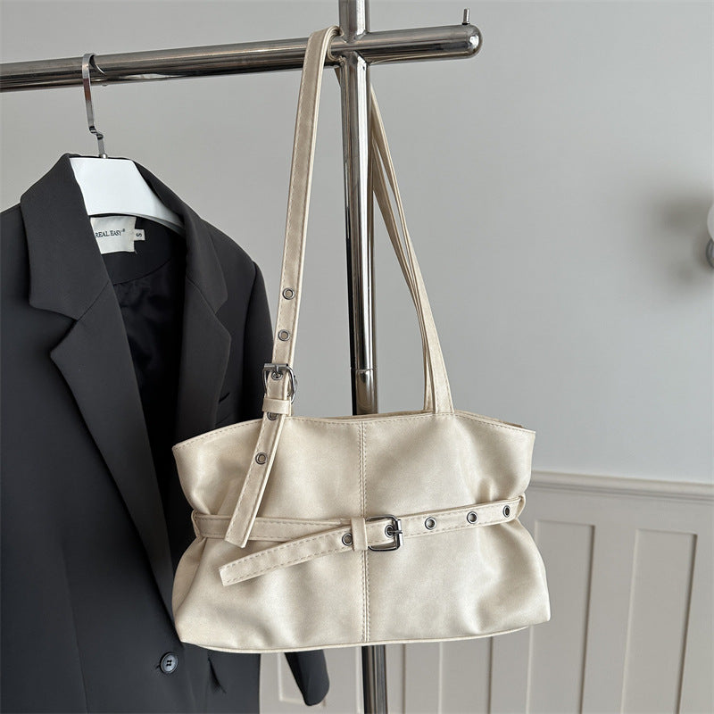 Damen elegante Umhängetasche mit verspieltem Gürteldetail Nord Taschen