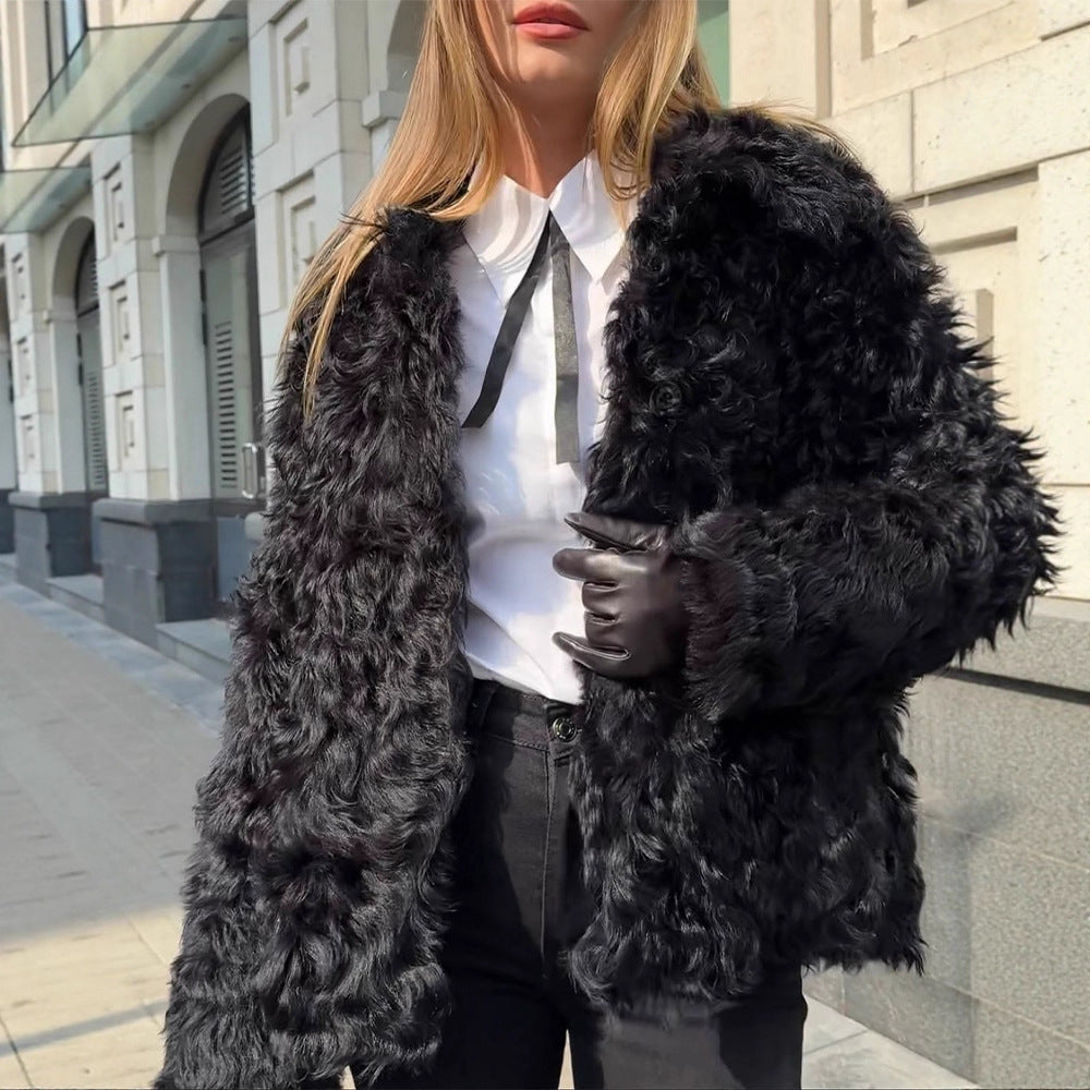 Damen Boxy-Kurzmantel aus gewelltem Faux-Fur mit strukturierter Wellenoptik und offener Front Nord Taschen