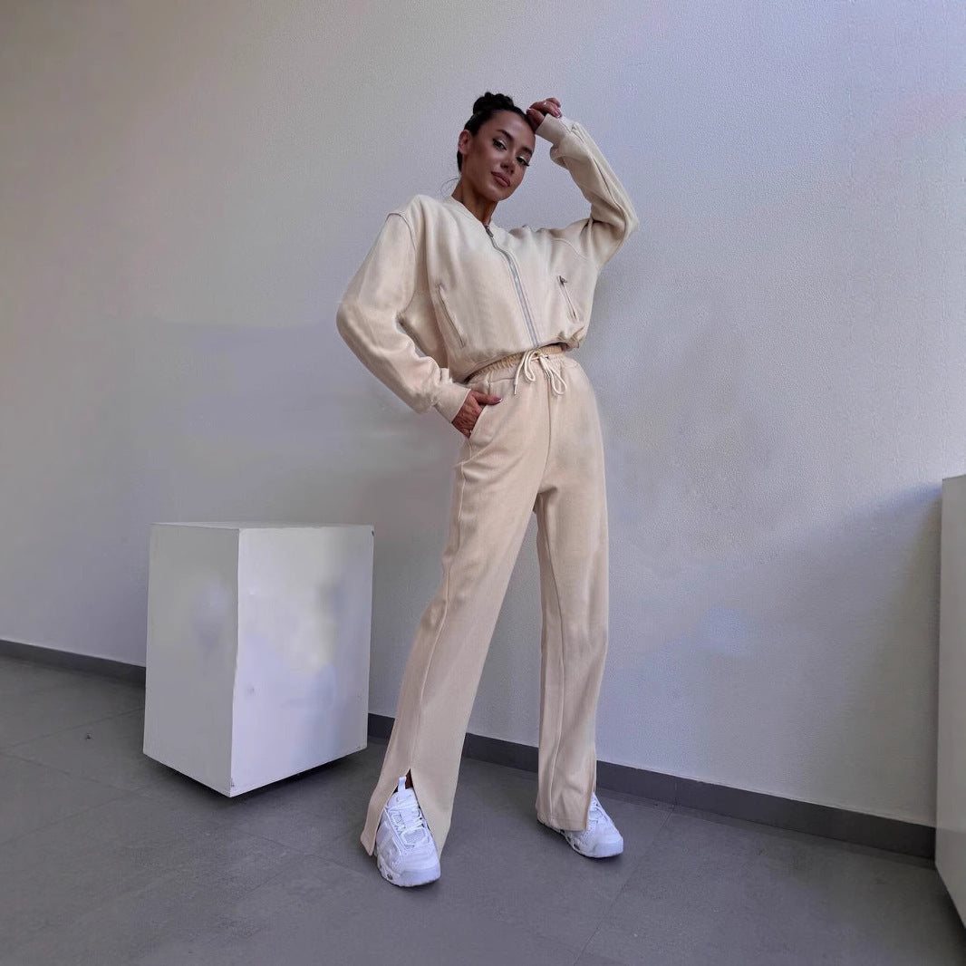 Damen weiches Velours-Zweiteiler mit kurzem Reißverschluss-Bomber und High-Waist-Hose mit Bein-Schlitz Nord Taschen