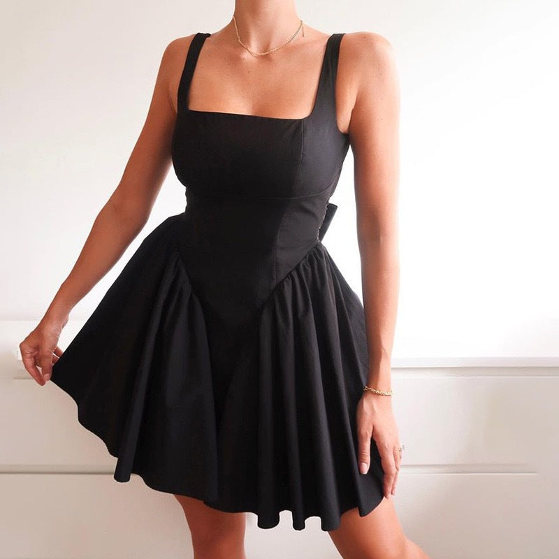 Damen A-Linien Minikleid mit quadratischem Ausschnitt und voluminösem Rock