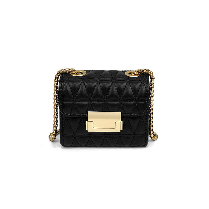 Damen elegante Clutch mit glänzendem Kettenriemen und gestepptem Design Nord Taschen