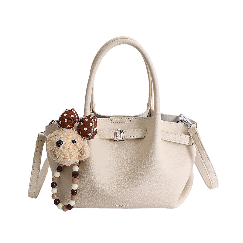 Damen Handtasche mit charmantem Tieranhänger Nord Taschen