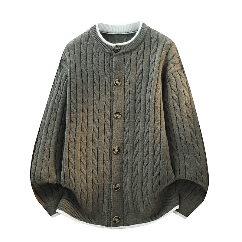 Damen Oversize Zopfstrick-Cardigan mit Rundhalsausschnitt, Holzknopfleiste & Kontrastbesatz Nord Taschen