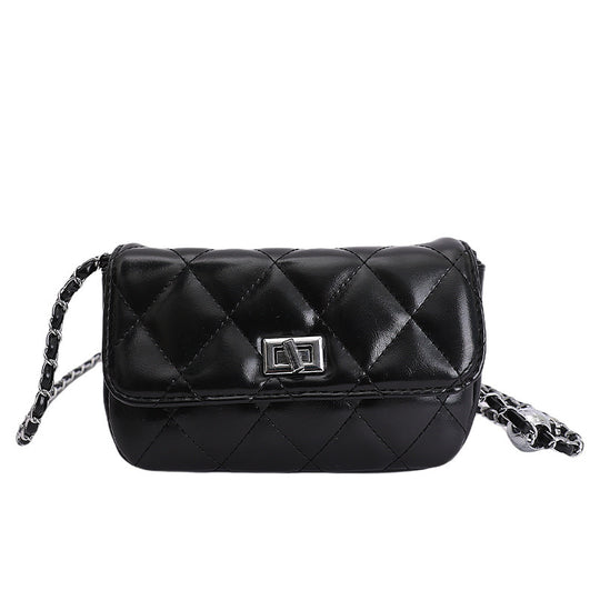 Damen elegante Clutch-Tasche mit luxuriösem Kettenriemen und strukturierter Steppung Nord Taschen