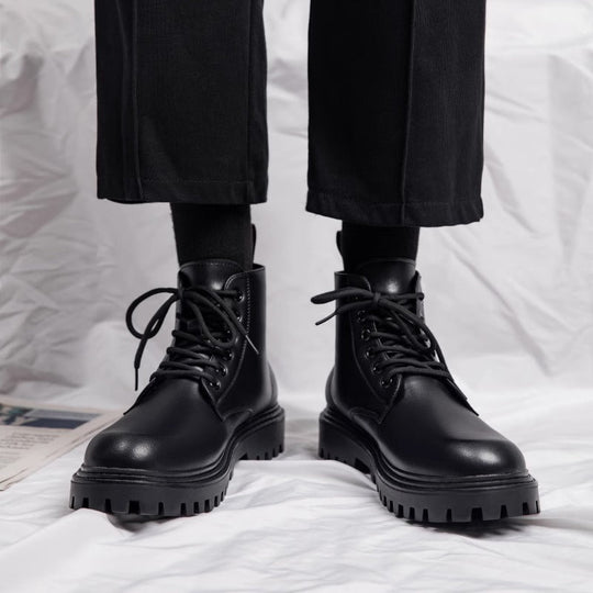 Herren Robuste Schnürstiefel mit rutschfester Sohle und stabiler Konstruktion - Vittorelli