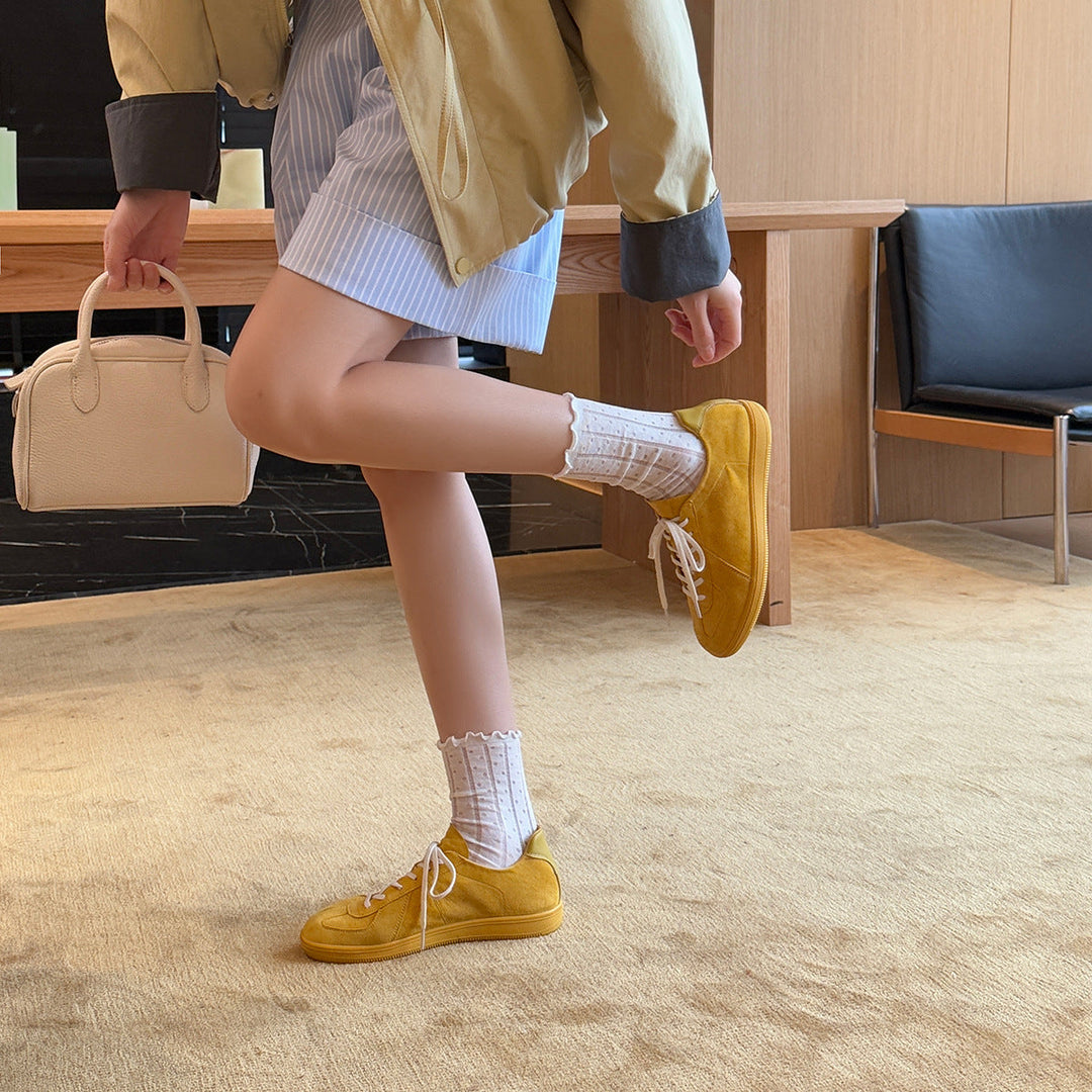 Damen Sportliche Sneakers aus hochwertigem Wildleder mit atmungsaktiver Innenstruktur und elastischer Schnürung Nord Taschen