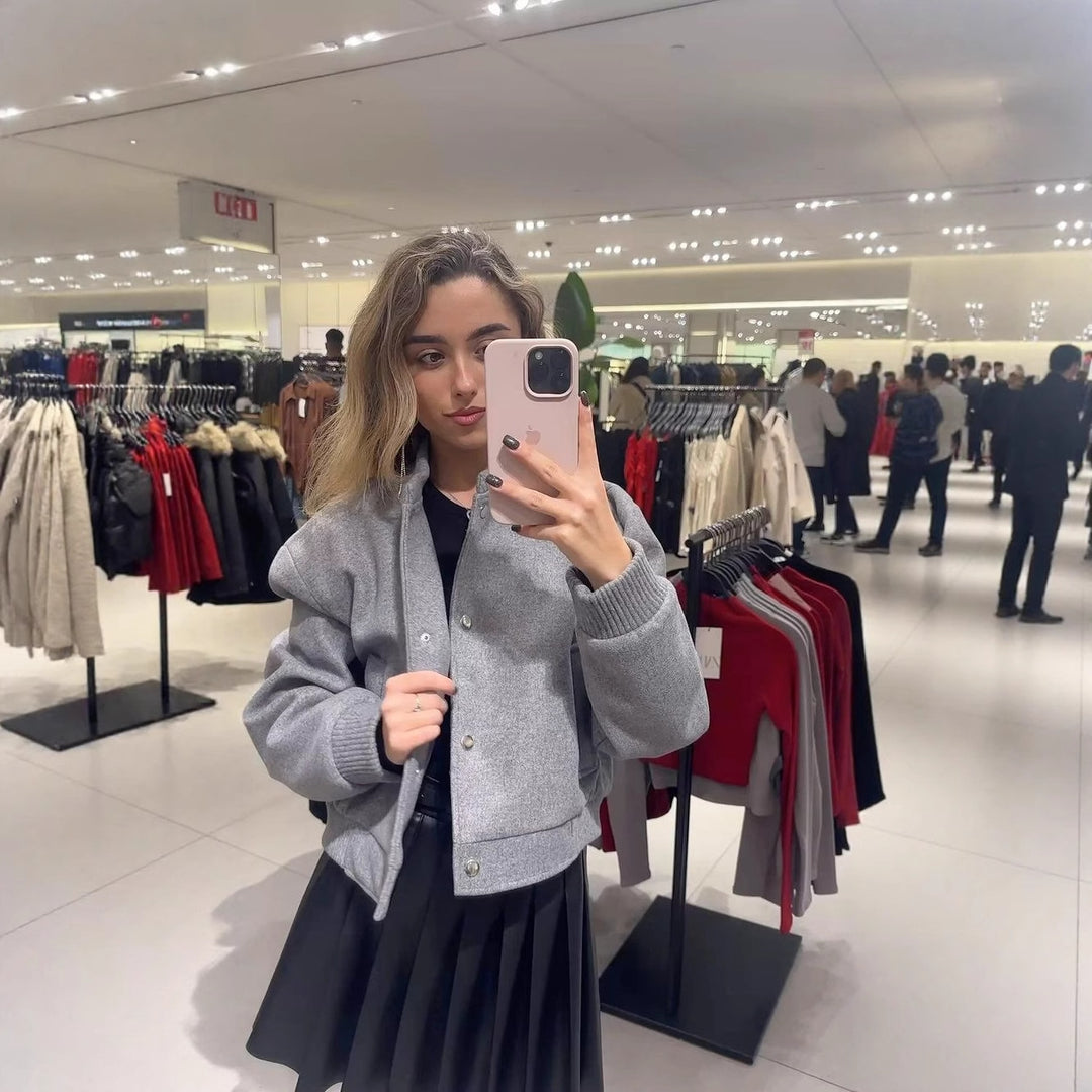 Damen 70+ kurze Wollmix‑Blousonjacke mit Reißverschluss, Hemdkragen und Pattentaschen Nord Taschen