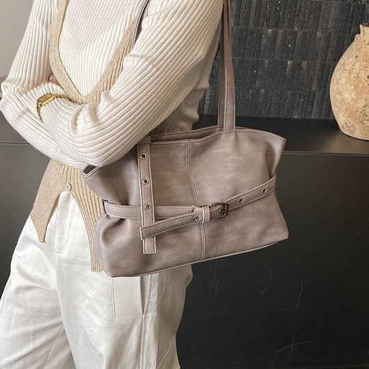 Damen elegante Hobo-Tasche mit schickem Gürtelakzent Nord Taschen