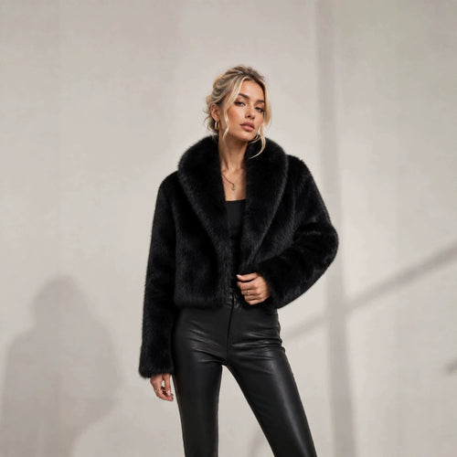Damen Cropped Kunstpelz-Kurzjacke mit extravoluminösem Schalkragen Nord Taschen