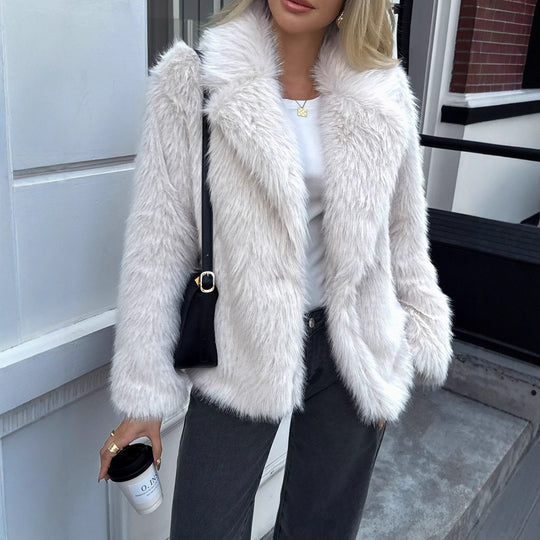 Damen Kurzjacke aus dichtem Hochflor‑Faux‑Fur mit voluminösem Umlegekragen Nord Taschen