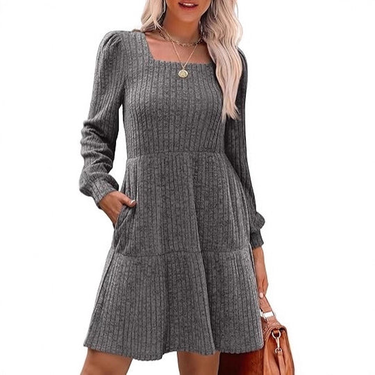 Damen Lässiges und elegantes Rippkleid mit langen Ärmeln Nord Taschen