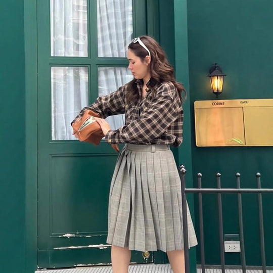 Damen Kariertes Overshirt mit Brusttaschen und goldenen Druckknöpfen Nord Taschen