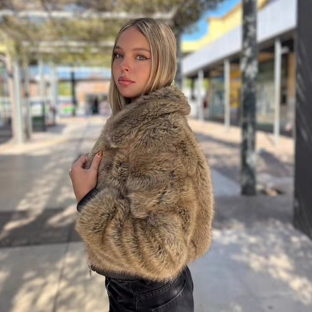 Damen Kurze Faux-Fur Bomberjacke mit Reißverschluss und Rippsaum Nord Taschen