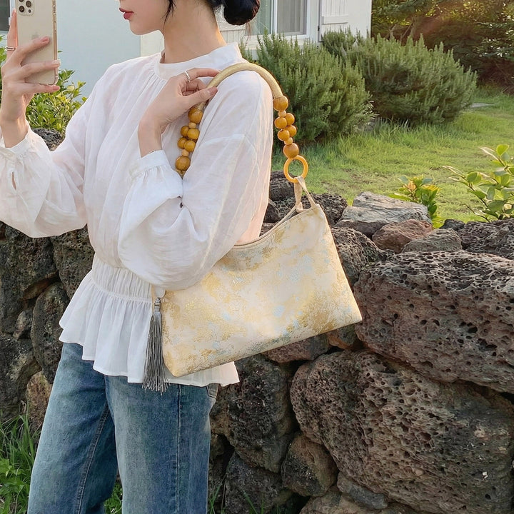Damen elegante Umhängetasche mit einzigartigem Blumenmuster und modischen Holzgriffen Nord Taschen