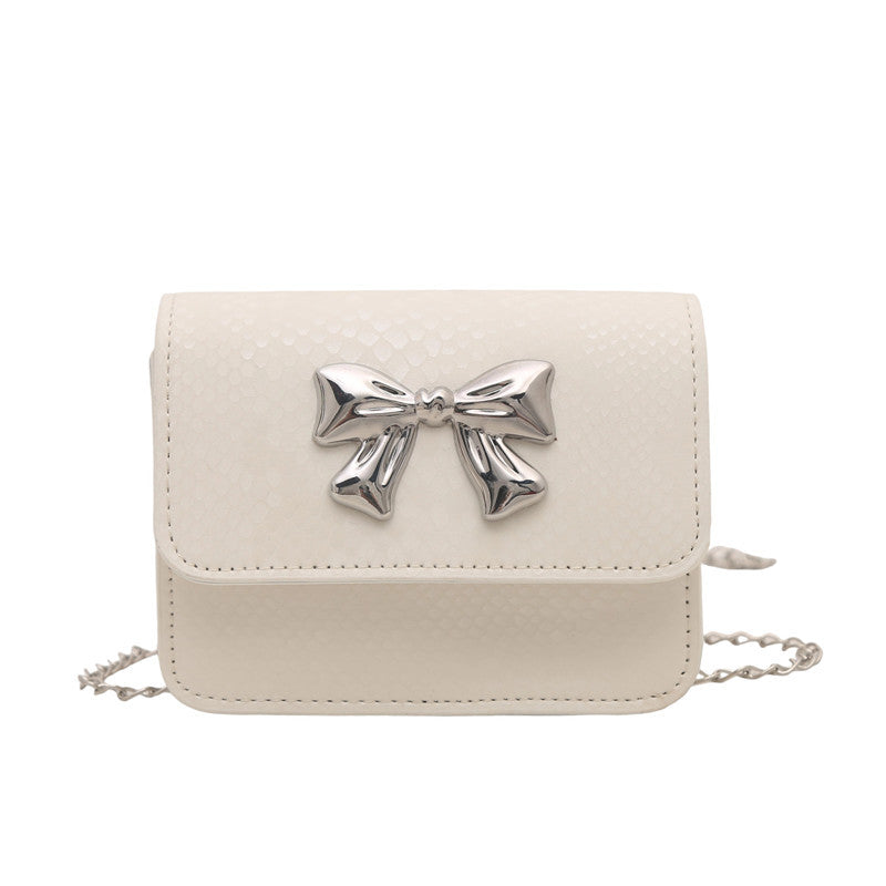 Damen Clutch mit verspieltem Schleifendesign Nord Taschen