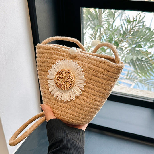 Damen Stofftasche mit floralem Design und einzigartigem Anhänger Nord Taschen