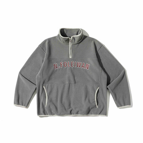 Unisex Fleece-Pullover mit halbhohem Reißverschluss, Kängurutasche und Collegestyle-Stick Nord Taschen