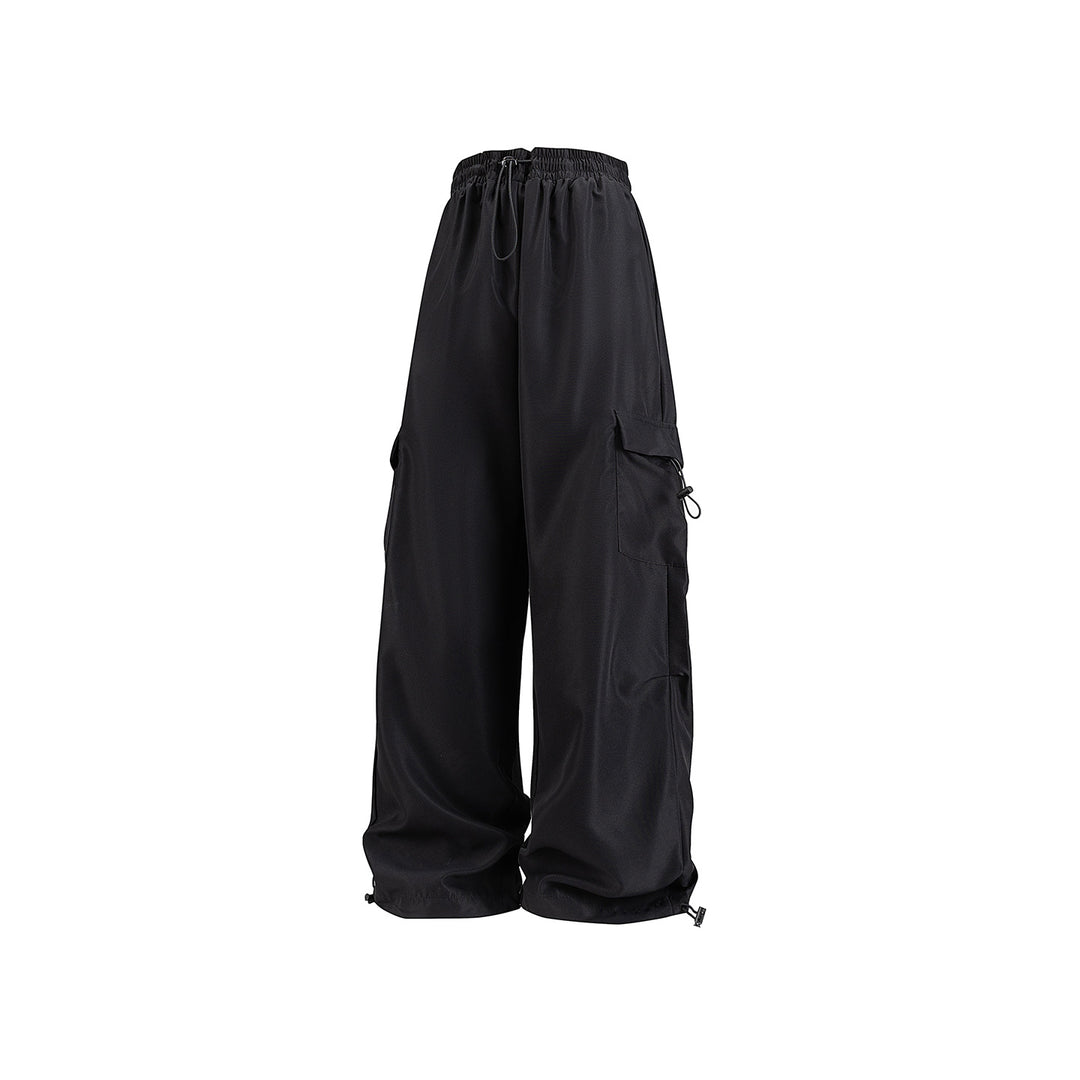 Herren Weite technische Cargo‑Hose mit Tunnelzugbund, Mehrfachtaschen und Kordelzugabschluss Nord Taschen