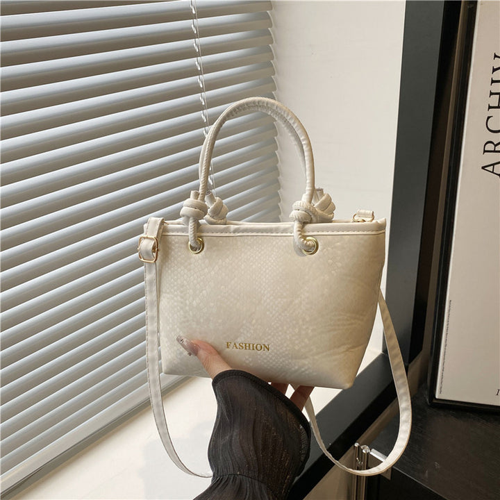 Damen Handtasche aus hochwertigem Kunstleder im edlen Netzdesign Nord Taschen