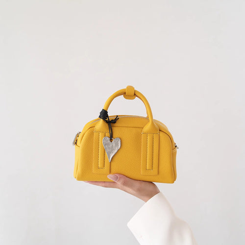 Damen Handtasche im klassischen Design mit hochwertigem Leder und verstellbarem Schulterriemen Nord Taschen
