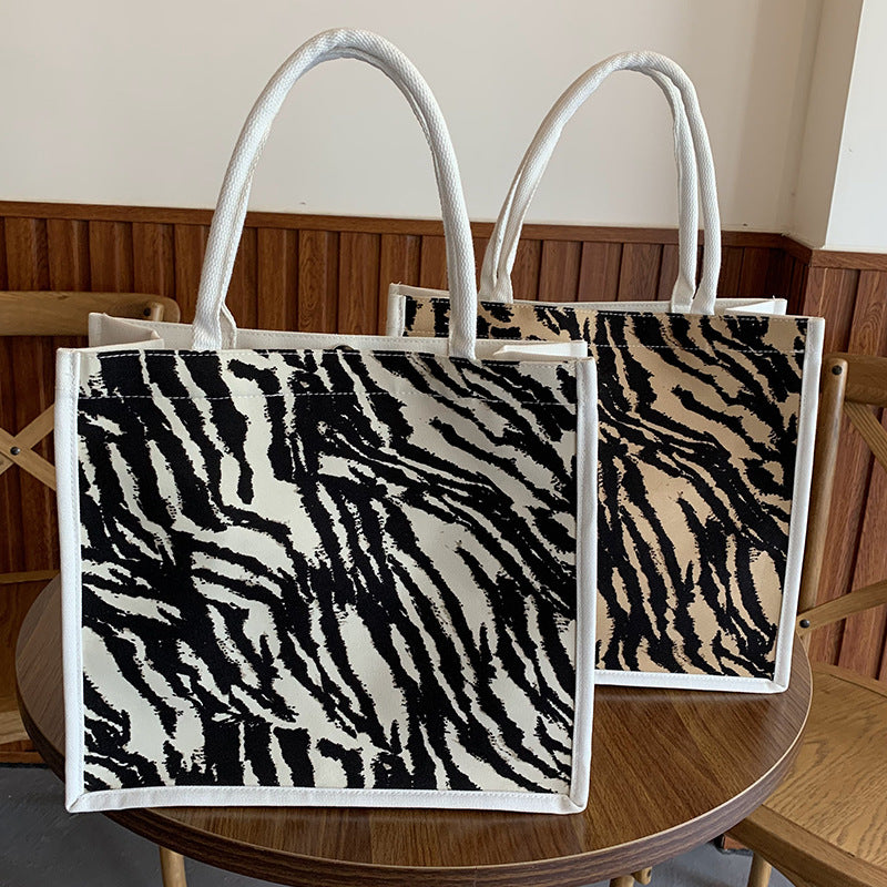 Damen modische Tragetasche mit Karomuster Nord Taschen