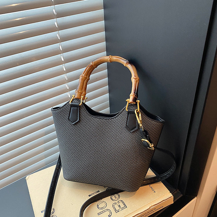 Damen Designer Handtasche mit stilvollem Bambusgriff Nord Taschen