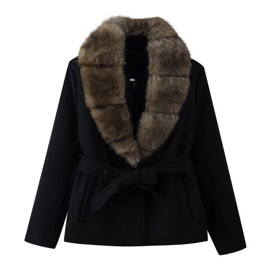 Damen Kurzer Wollmix-Mantel mit abnehmbarem Faux-Fur-Schalkragen und Taillengürtel Nord Taschen