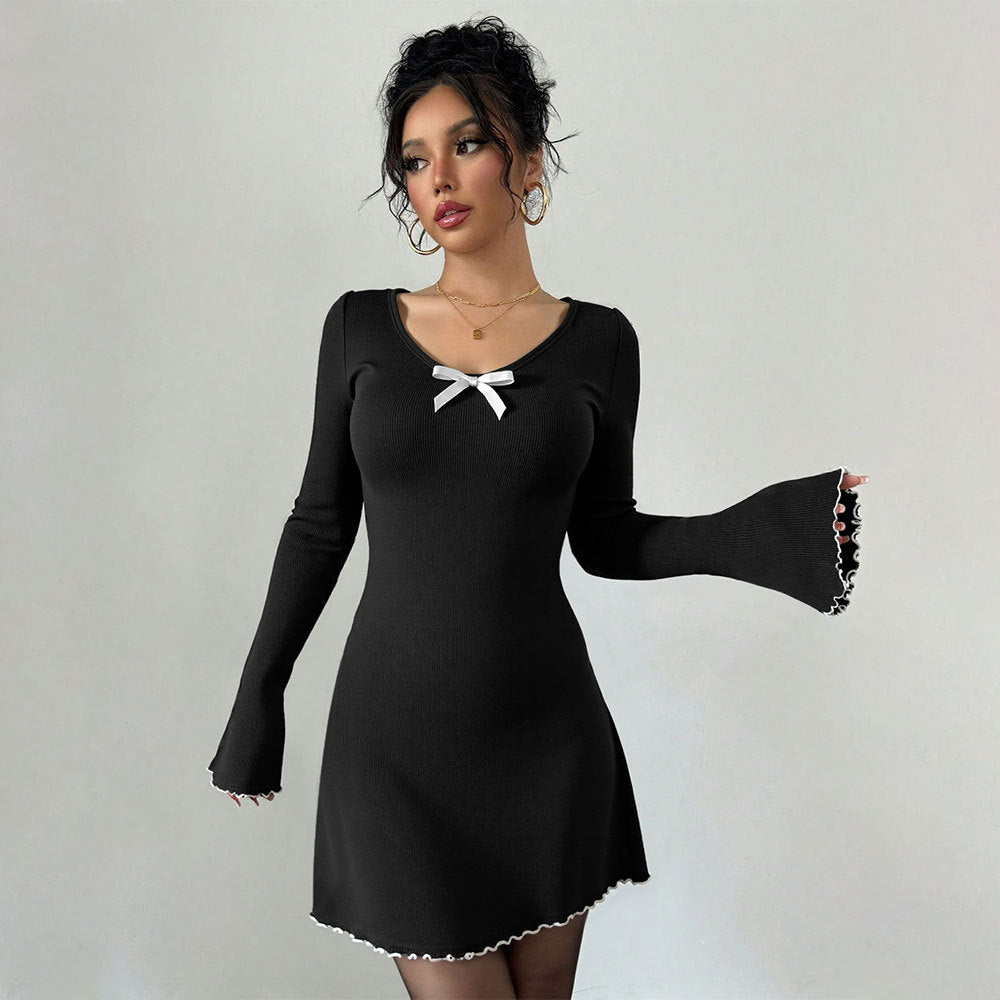 Damen geripptes Minikleid mit Trompetenärmeln, Zierschleife am Dekolleté und welligem Saum Nord Taschen