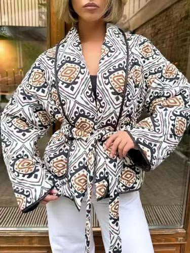 Damen Stepp-Kimonojacke mit grafischem Ethno-Print und Taillengürtel Nord Taschen