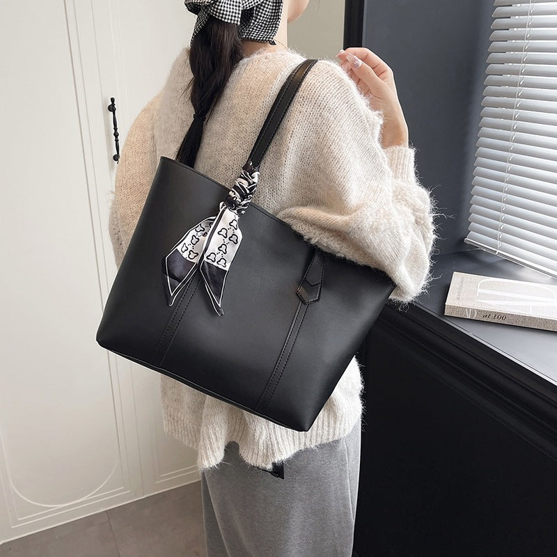 Damen elegante Shopper-Tasche mit modischem Halstuch Nord Taschen