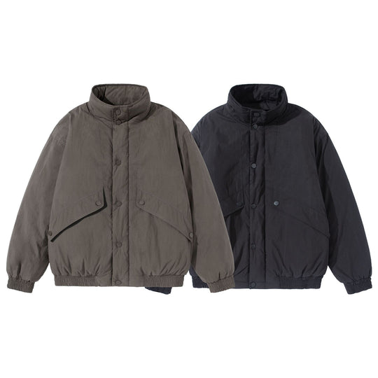 Unisex Kurz geschnittene gesteppte Boxy‑Blousonjacke mit hohem Stehkragen und Utility‑Flaptaschen Nord Taschen