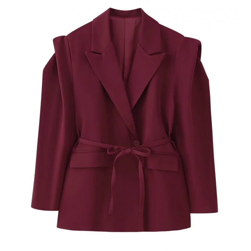 Damen Taillierter Blazer mit zarter Bindeband-Taille, betonter Schulterpartie und Pattentaschen Nord Taschen