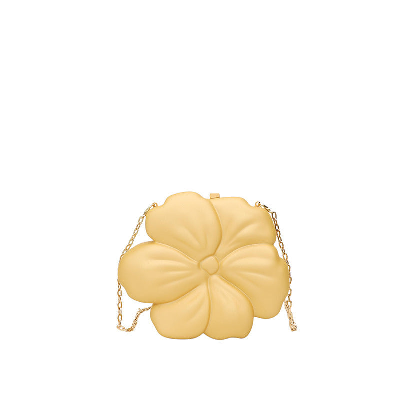 Damen-Clutch mit stilvollem Blumendesign und eleganter Kettenverzierung Nord Taschen