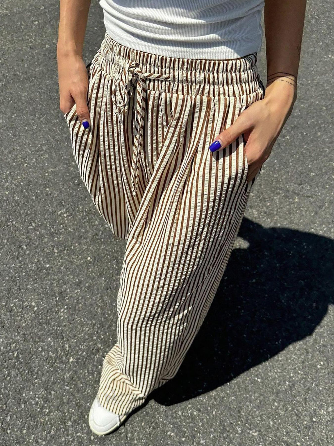 Damen Marlene-Streifenhose aus Leinenmix mit weitem Bein, Elastikbund und Kordelzug Nord Taschen
