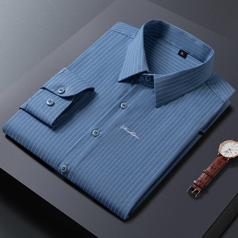 Herren Klassisches gestreiftes Business‑Hemd aus Baumwollmix mit Kentkragen und Brustlogo Nord Taschen