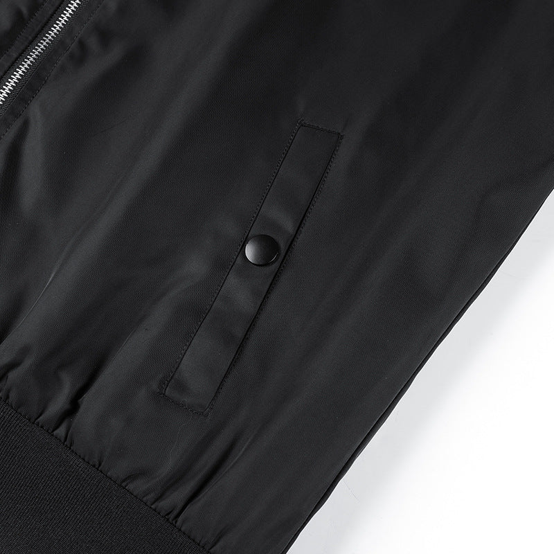 Herren Urban-Bomberjacke mit integriertem Kapuzenlayer, kontrastiertem Thermofutter und Ärmeltasche Nord Taschen