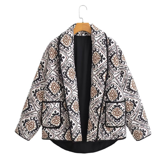 Damen Gepolsterte Kimono-Steppjacke mit Ethno-Print und Kontrastpaspeln Nord Taschen
