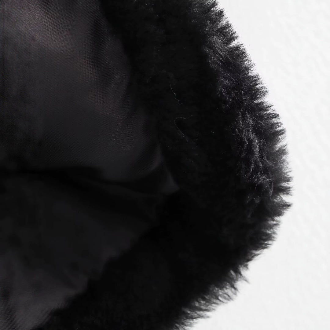 Damen Kurze Teddyjacke mit Knebelverschluss und aufgesetzten Taschen Nord Taschen
