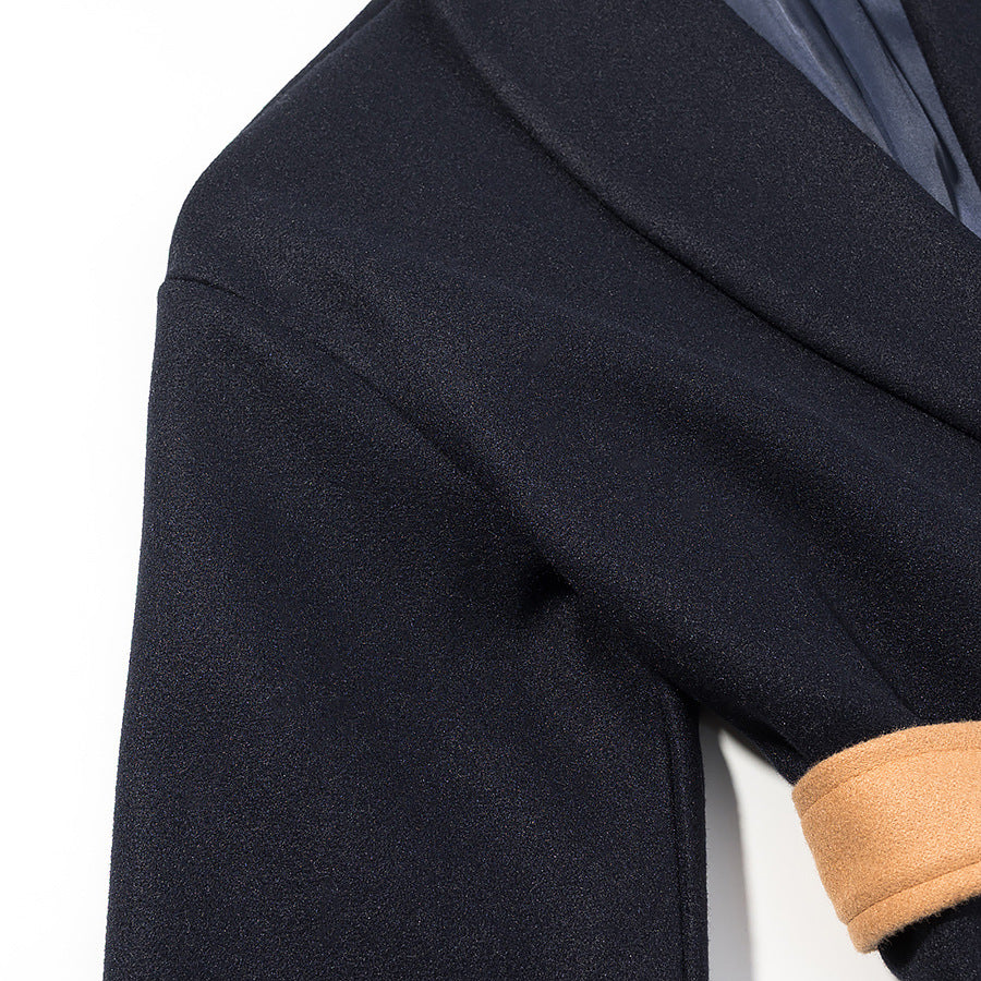 Damen Kurzmantel mit Bindegürtel, Kontrasttaschen und Kunstfellmanschetten Nord Taschen