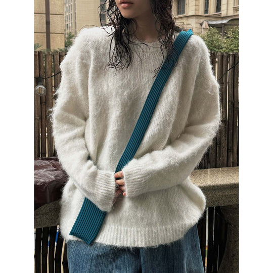 Damen Weicher Oversize Mohair‑Optik Pullover mit geripptem Saum und Rundhalsausschnitt Nord Taschen