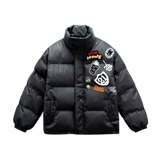 Unisex Boxy wattierte Oversize-Pufferjacke mit Stehkragen und Statement-Patchdetails Nord Taschen
