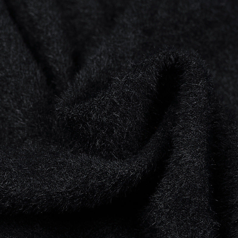 Damen Flauschige Cropped-Strickjacke mit Rundhals und Zierknopfleiste Nord Taschen
