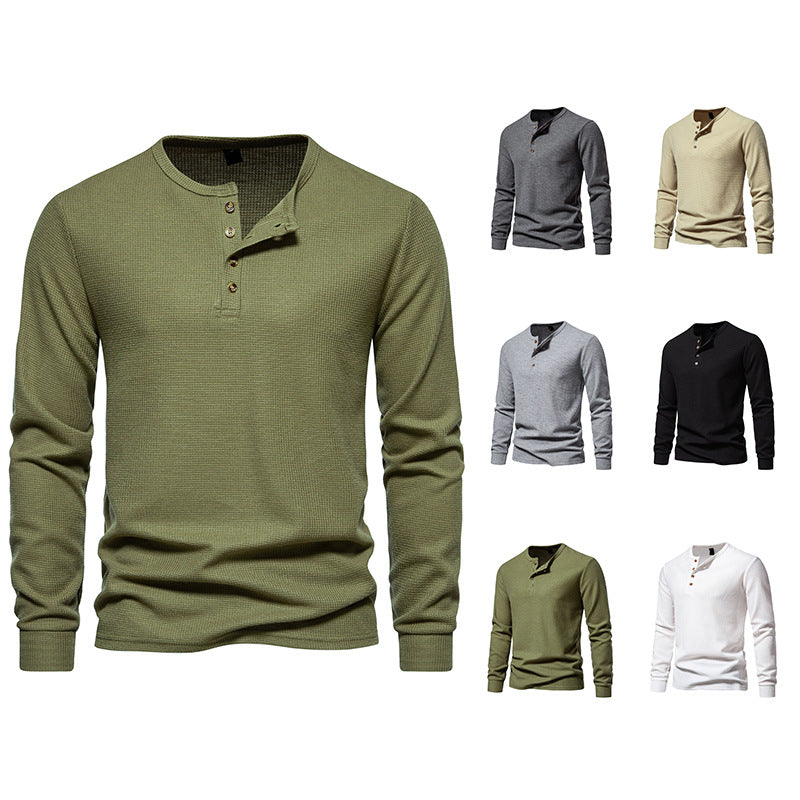 Herren Langarm-Henley-Shirt mit strukturiertem Oberflächenmuster und praktischen Knopfdetails