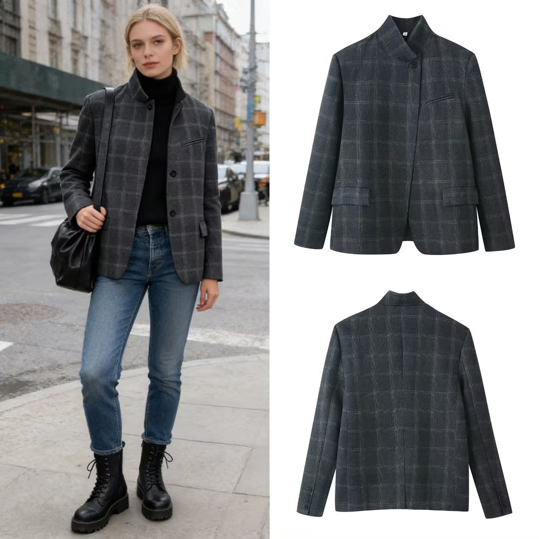 Damen Kastenblazer mit Stehkragen, asymmetrischer Ein-Knopf-Leiste und feinem Karodessin Nord Taschen