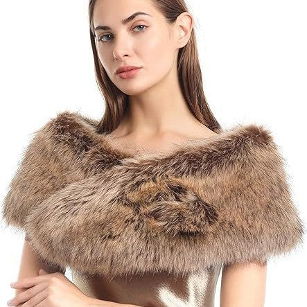 Damen Abnehmbare Kunstpelz‑Stola mit voluminösem Schalkragen Nord Taschen