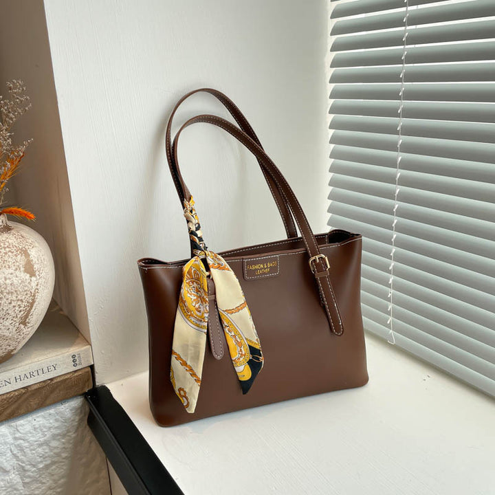 Damen elegante Handtasche mit modischem Schal-Akzent Nord Taschen