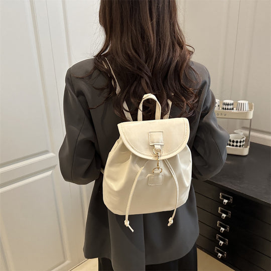 Damen Rucksackhandtasche mit elegantem Verschluss Nord Taschen