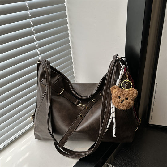 Damen große Hobo-Tasche mit praktischen Innentaschen und stilvollem Schlüsselanhänger Nord Taschen