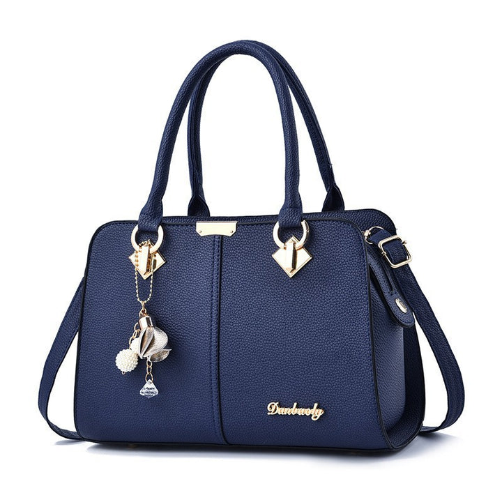 Damen elegante Handtasche mit charmanten Anhängern Nord Taschen