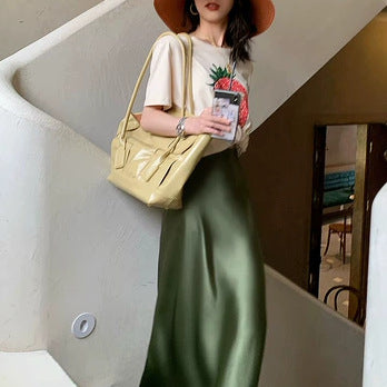 Damen Fließender Satin-Midirock mit Bias-Cut und Trompetensaum Nord Taschen